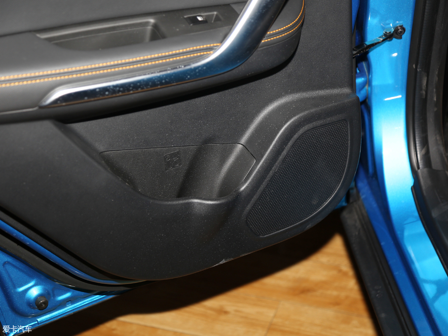 2017L(fng)AX4 1.6L DCT