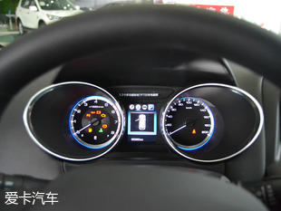 東風風神2017款風神AX4