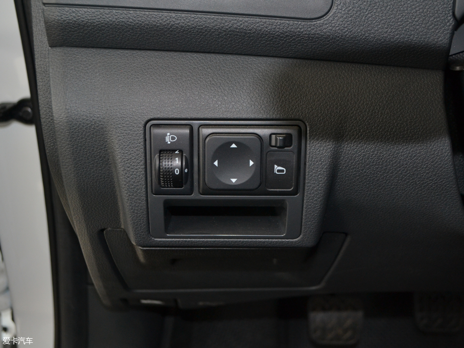 2017L(fng)AX3 I(lng)Ȱ 1.5L ք(dng)п