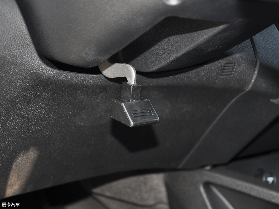 2017L(fng)AX3 I(lng)Ȱ 1.5L Ԅп