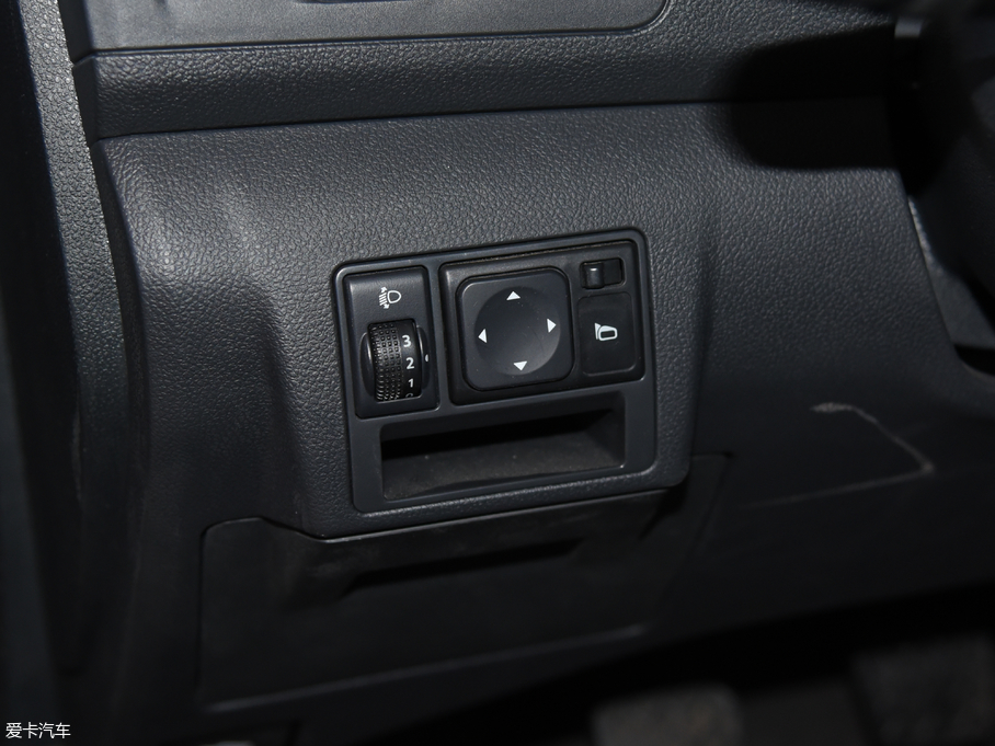 2017LAX3 IȰ 1.5L ք¿	