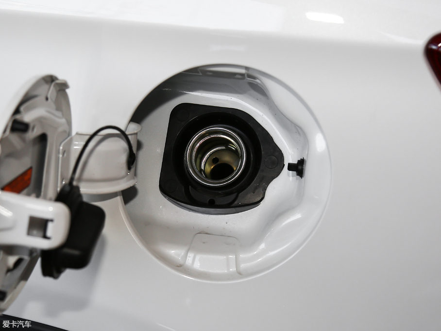 2018|L(fng)L(fng)AX7 (jng) 1.6T ԄӺA