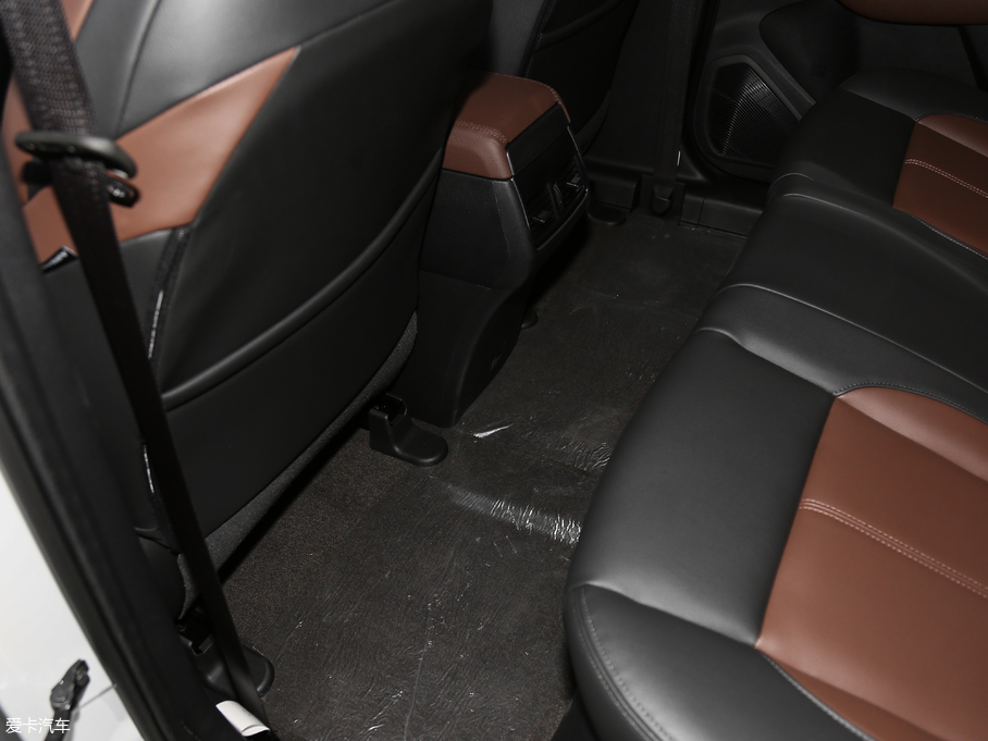 2018|LLAX7  1.6T ԄӺA