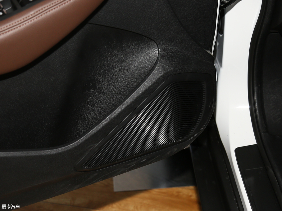 2018|LLAX7  1.6T ԄӺA