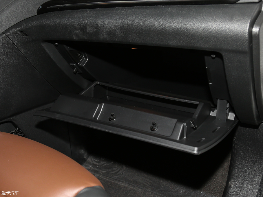 2018|LLAX7  1.6T ԄӺA