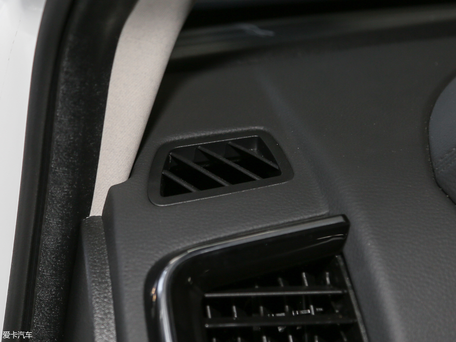 2018|LLAX7  1.6T ԄӺA