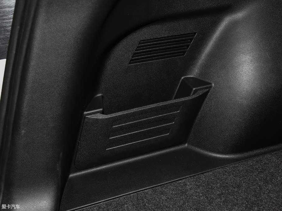 2018|LLAX7  1.6T ԄӺA