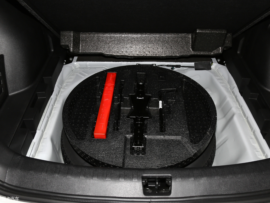 2018|LLAX7  1.6T ԄӺA