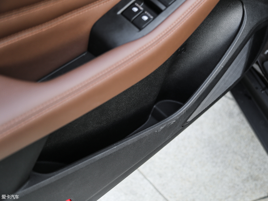 2018|LLAX7  1.6T ԄӺA