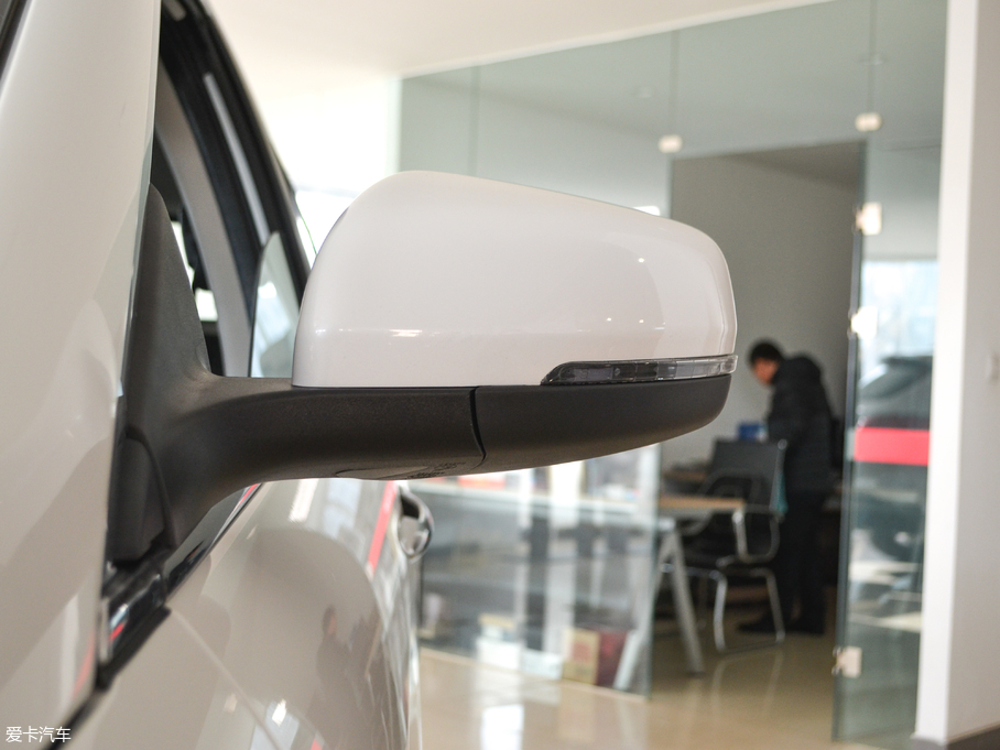 2018|L(fng)L(fng)AX7 (jng) 1.6T Ԅ(dng)Ӣ