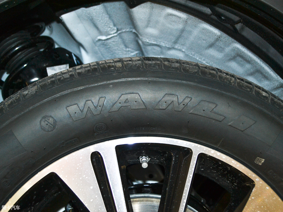 2018|L(fng)L(fng)AX7 (jng) 1.6T ԄӾӢ