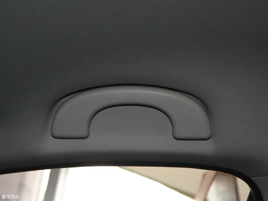 2018|L(fng)L(fng)AX7 (jng) 1.6T ԄӾӢ