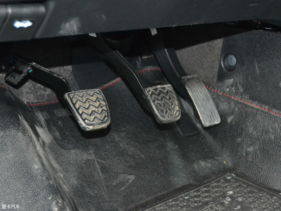 2018��|�L(f��ng)�L(f��ng)��AX7 ��(j��ng)�� 1.4T �ք�(d��ng)���A��