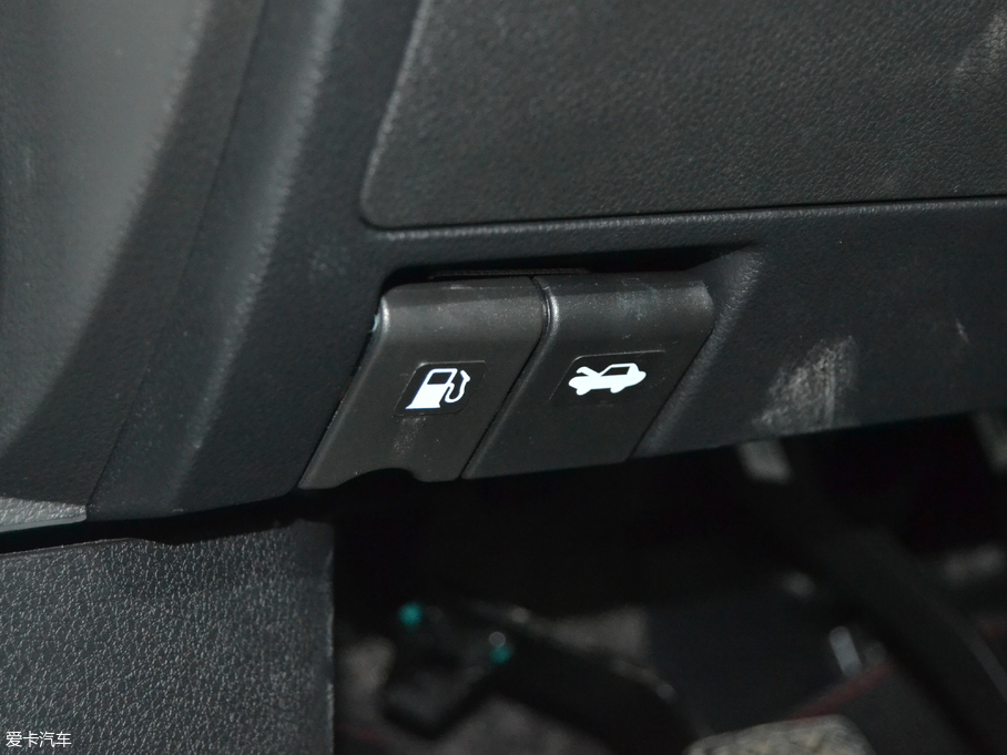 2018|LLAX7  1.4T քӺA