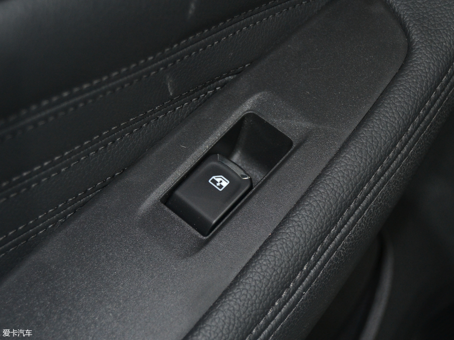 2018|L(fng)L(fng)AX7 (jng) 1.4T քӺA