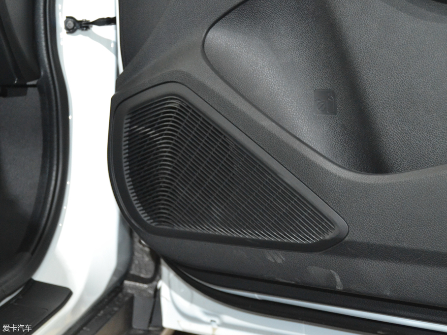 2018|LLAX7  1.4T քӺA