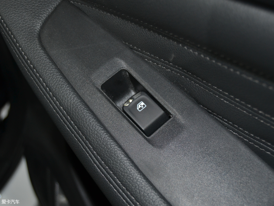 2018|LLAX7  1.4T քӺA