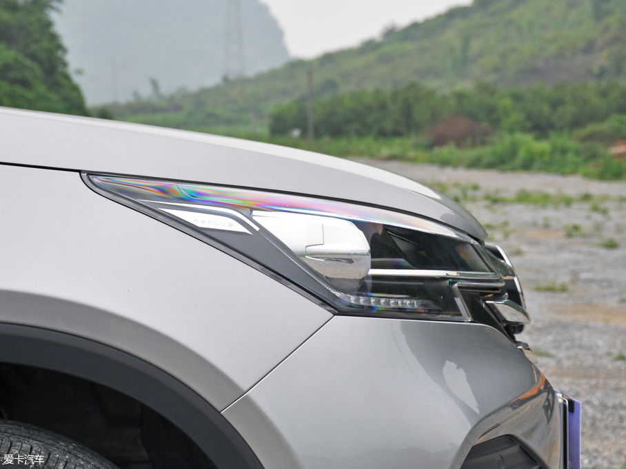 2018|LLAX7  1.6T ԄF