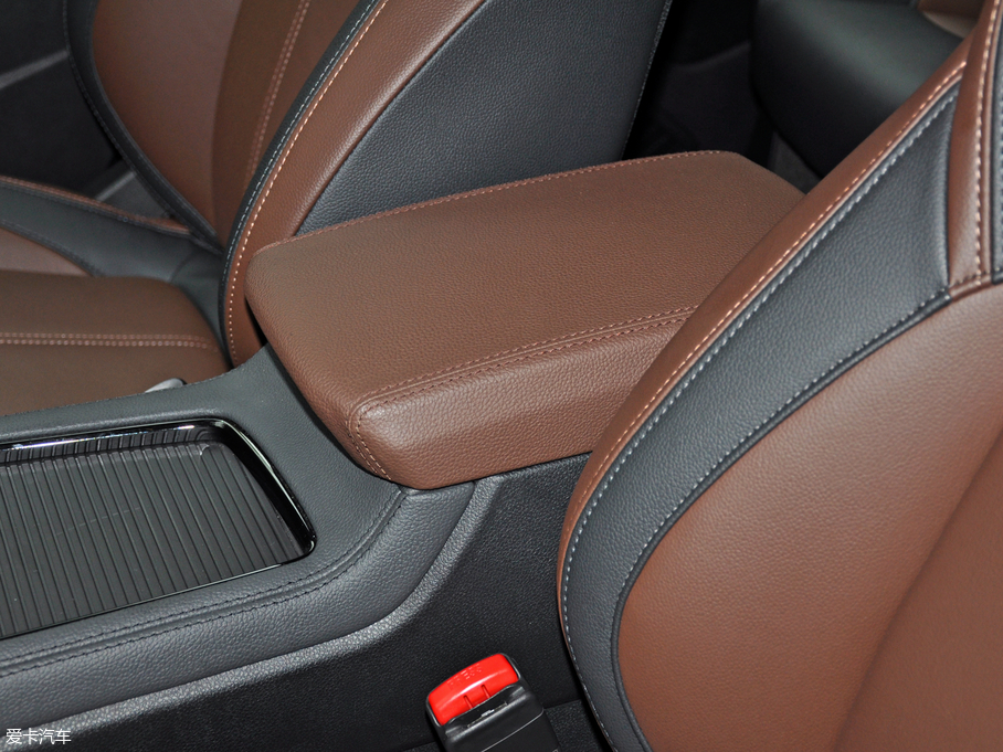 2018|LLAX7  1.6T ԄF