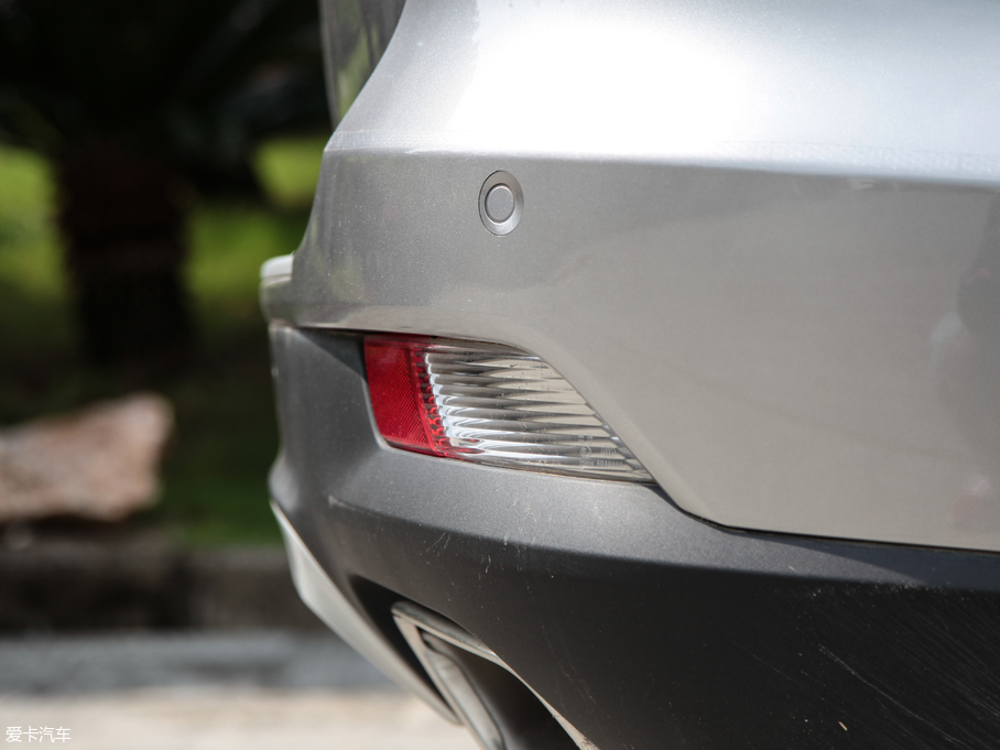 2018|LLAX7 (jng) 1.6T ԄF