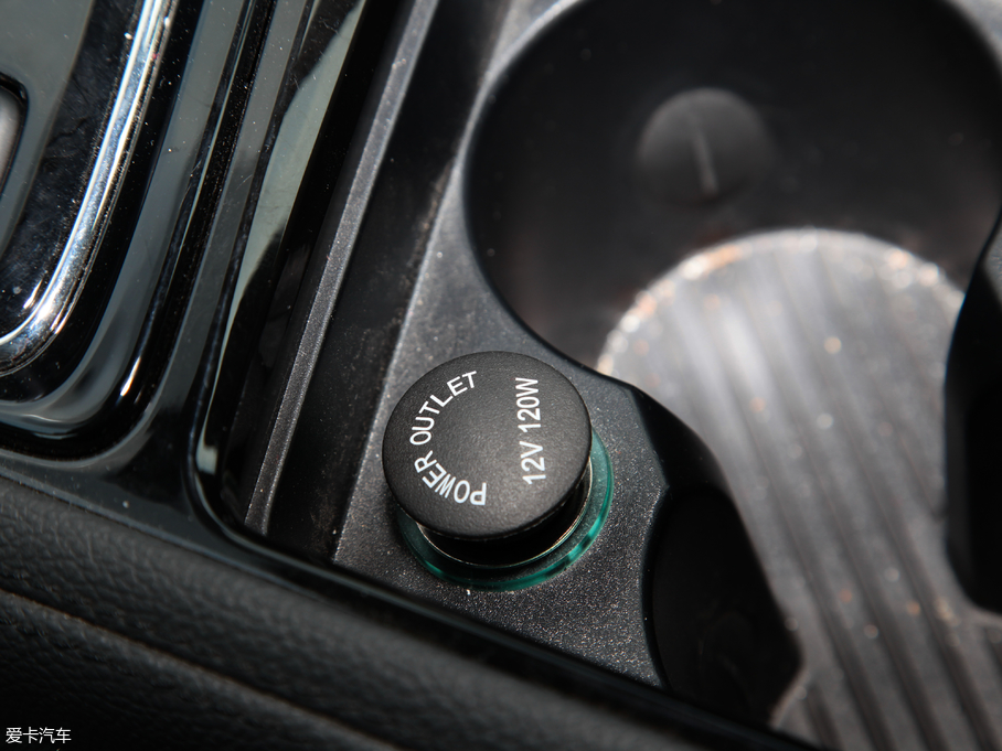 2018��|�L(f��ng)�L(f��ng)��AX7 ��(j��ng)�� 1.6T �Ԅ�(d��ng)���F��