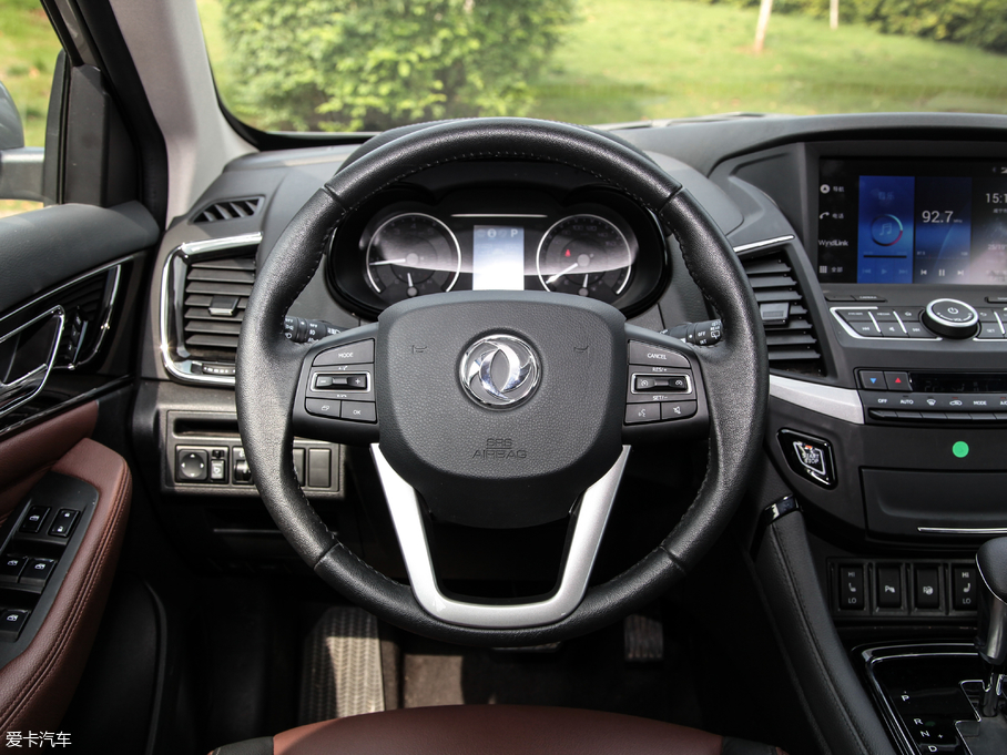 2018��|�L(f��ng)�L(f��ng)��AX7 ��(j��ng)�� 1.6T �Ԅ�(d��ng)���F��