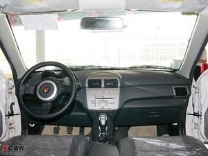 2009款1.6L 手动时尚型 内饰全景