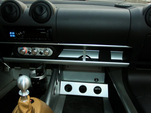 2011款1.8L R 标准版 空间座椅