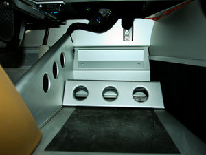 2011款1.8L R 标准版 空间座椅