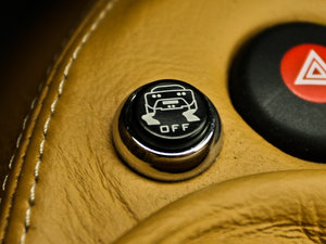 20111.8L R ˜ʰ п؅^