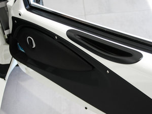 2011款1.8L SC 标准版 空间座椅