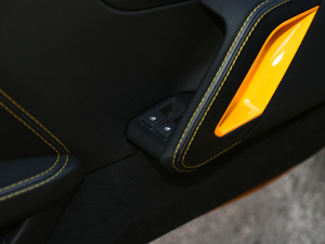 2019GT410 Sport п؅^(q)