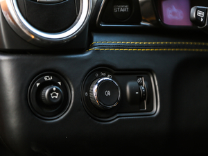 2019GT410 Sport п؅^(q)