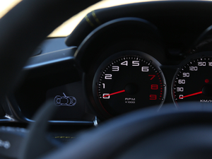 2019GT410 Sport п؅^