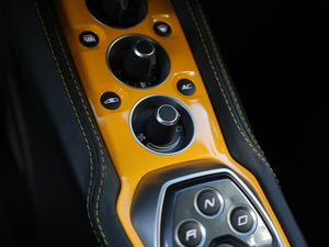 2019GT410 Sport п؅^