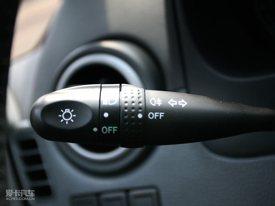 2009�����ZSX4�Ɏ� 1.6L �Ԅ�������