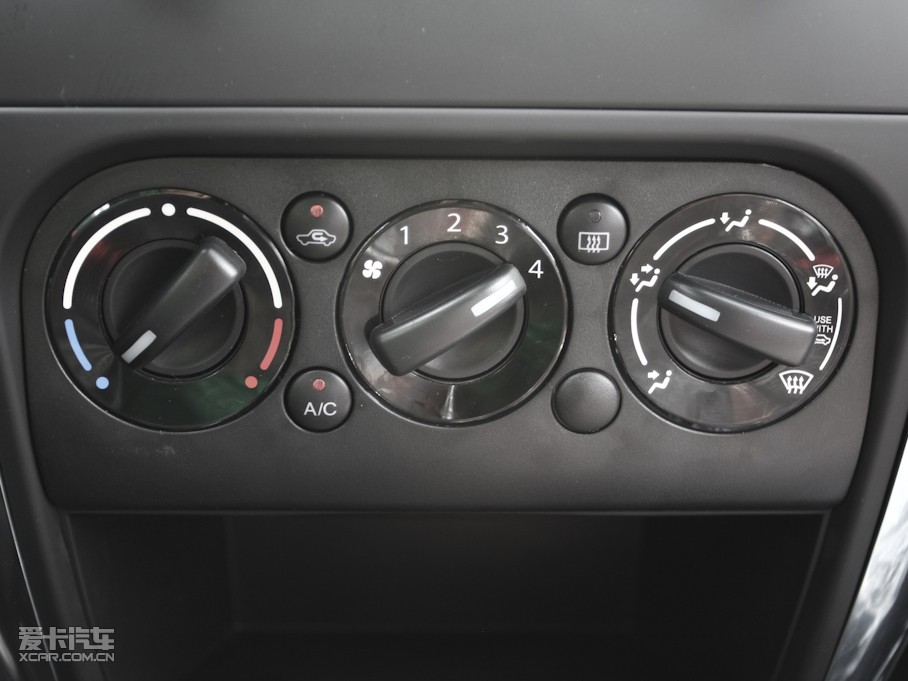 2009�����ZSX4�Ɏ� 1.6L �Ԅ�������