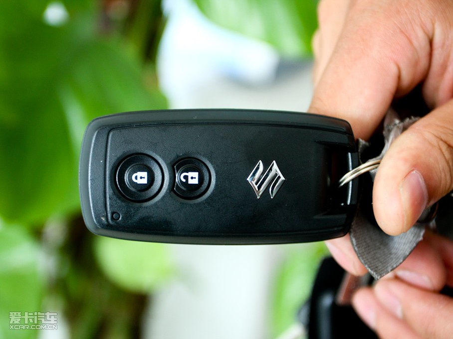 2009�����ZSX4�Ɏ� 1.6L �Ԅ�������