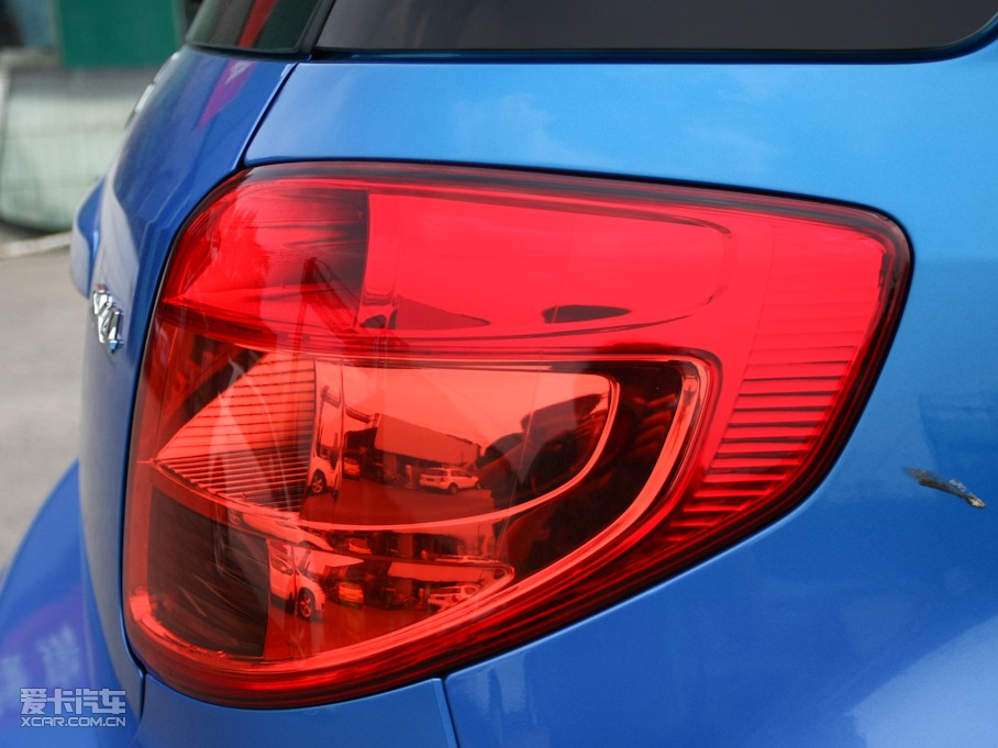 2009�����Z(y��)SX4�Ɏ� 1.6L �Ԅ�(d��ng)������