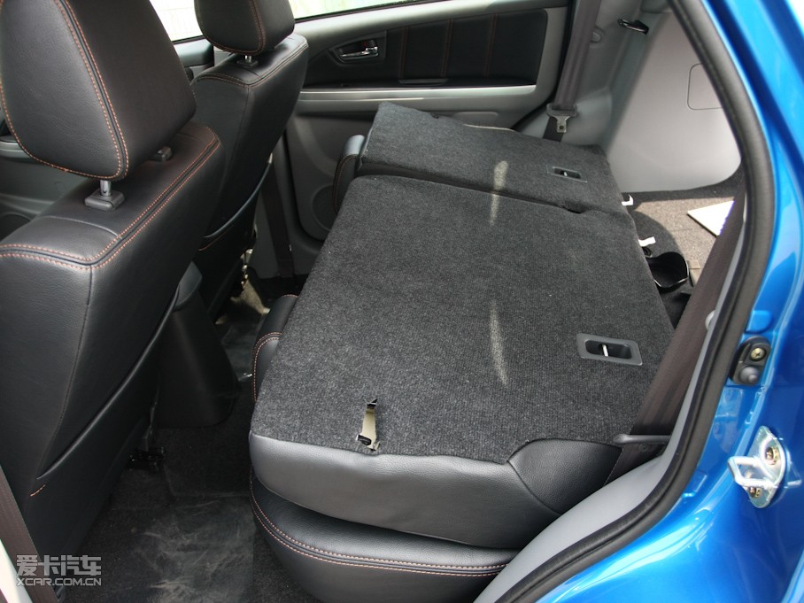 2009�����ZSX4�Ɏ� 1.6L �Ԅ�������