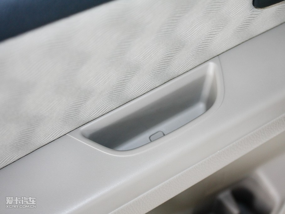 2009ZSX4Ɏ 1.6L քӕrа