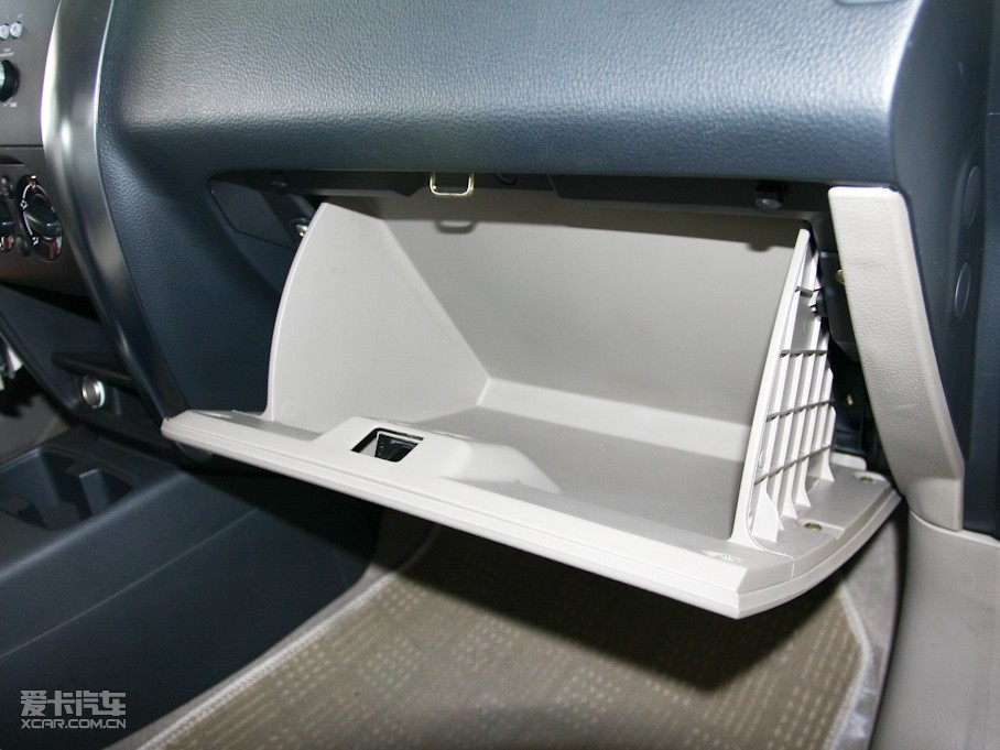 2009ZSX4Ɏ 1.6L քӕrа