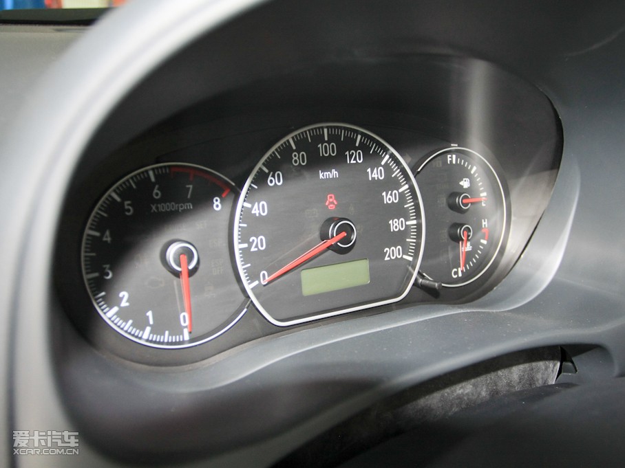 2009�����ZSX4�Ɏ� 1.6L �ք�������