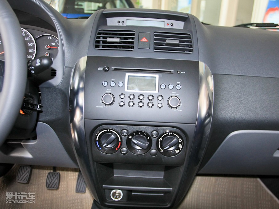2009�����ZSX4�Ɏ� 1.6L �ք�������