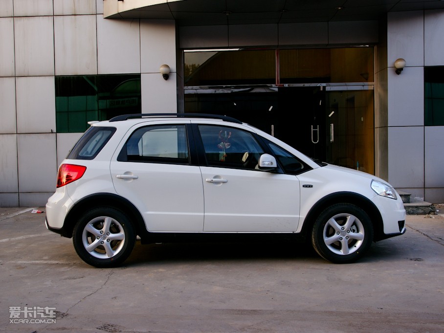 2011ZSX4Ɏ 1.6L Ԅ\