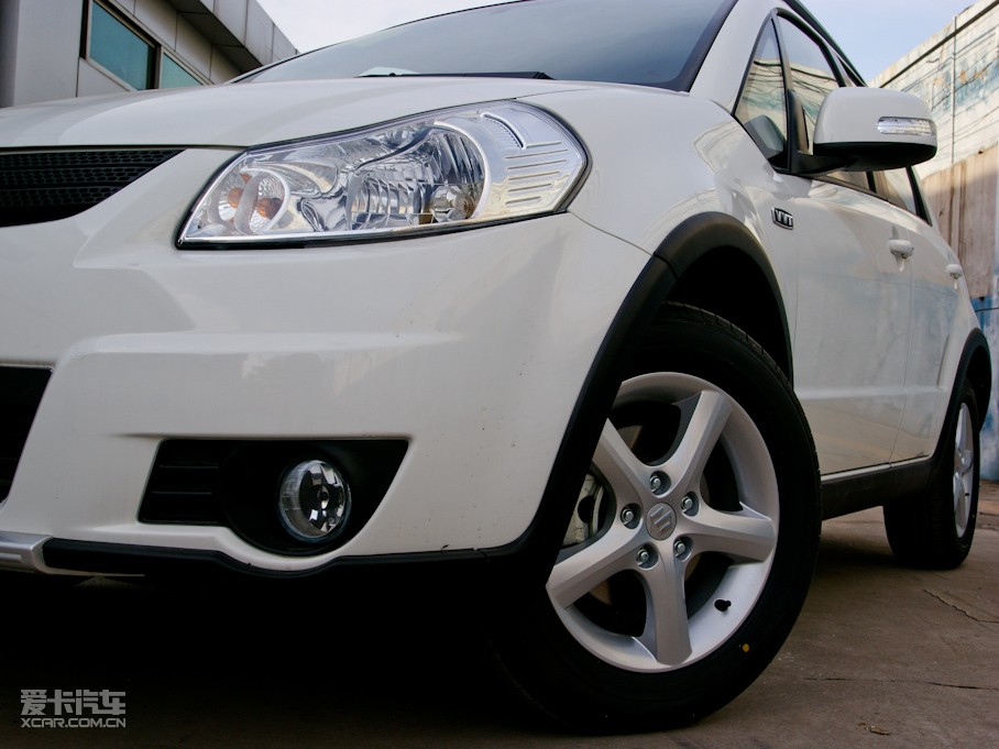 2011ZSX4Ɏ 1.6L Ԅ\