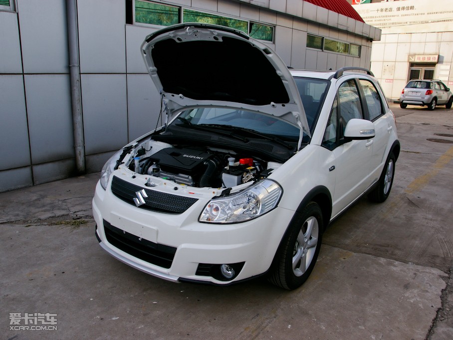 2011ZSX4Ɏ 1.6L Ԅ\