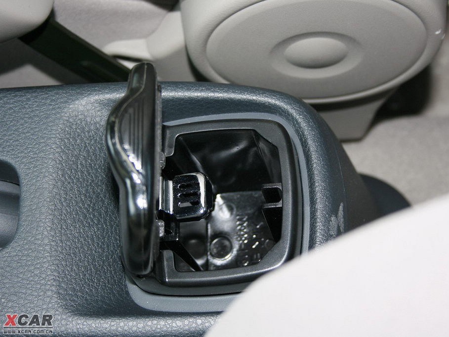 2009ZSX4Ɏ 1.6L ք\Ӱ