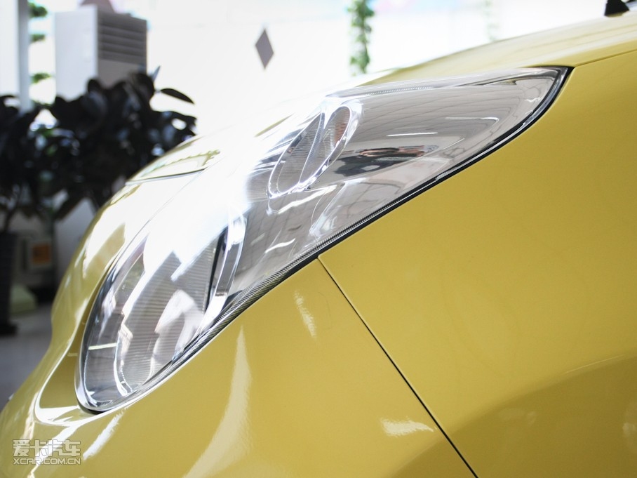 2009?yun)W 1.0L Ԅ(dng)A