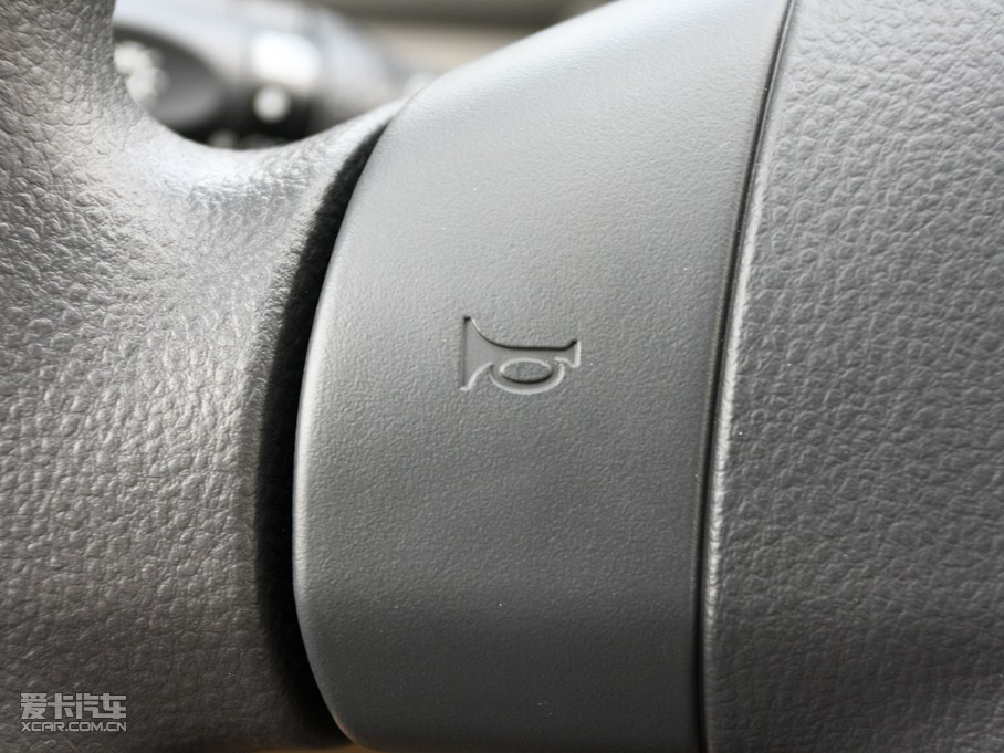 2010?yun)W 1.0L Ԅ(dng)ſ